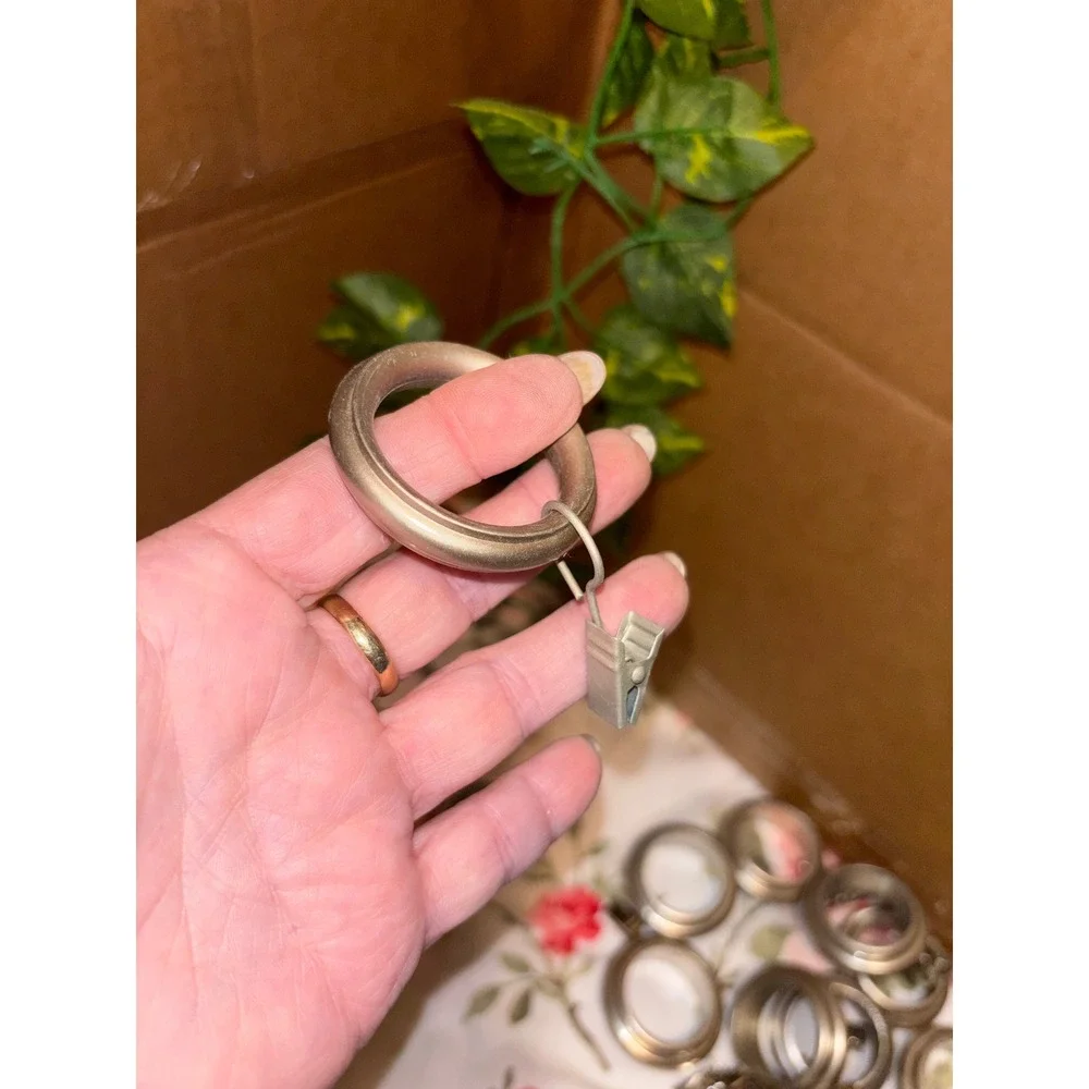 Set of 20 Metal Curtain Clip Rings Brushed Champagne Gold Ribbed and Slim Style